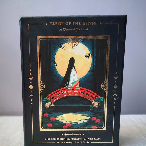 TAROT CARD DECK AND BOOK - TAROT OF THE DIVINE - Picture 3 of 5